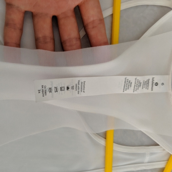 Lululemon Athletica white tank w mesh T back panel - Picture 5 of 7